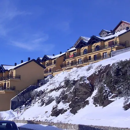 Habitat Zona Media Hotell Sierra Nevada