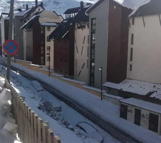 Habitat Zona Media 2* Serra Nevada