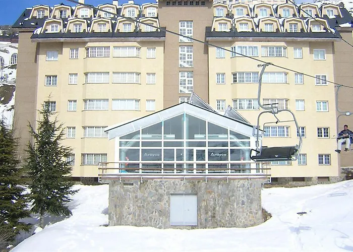 Habitat Zona Media Hotel