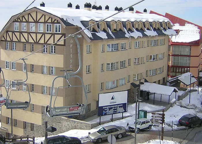 Hotel Habitat Zona Media 2*