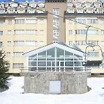 Habitat Zona Media Hotel