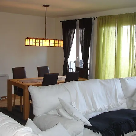 Habitat Zona Media Apartment
